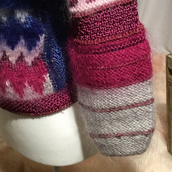 Fine Vintage Knit Sweater - Picture 3 of 4